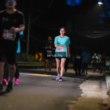Runner Photo 3699793