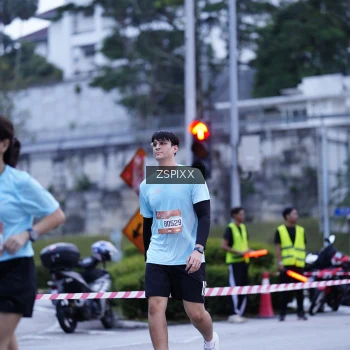 Runner Photo 3699817