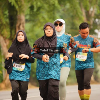 Runner Photo 3699833