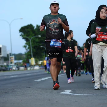 Runner Photo 3699837