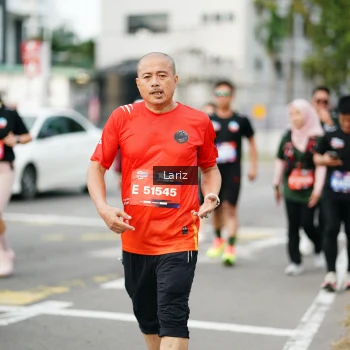 Runner Photo 3699845