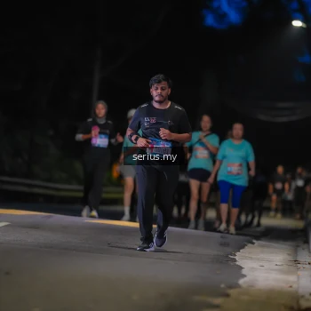 Runner Photo 3699870
