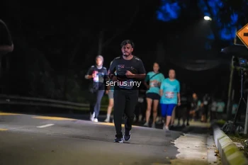 Runner Photo 3699878