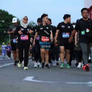 Runner Photo 3699882