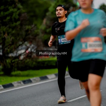 Runner Photo 3699883