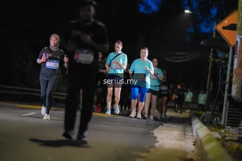 Runner Photo 3699907