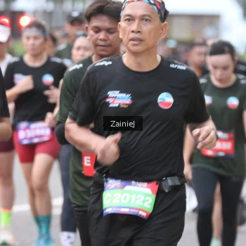 Runner Photo 3699909