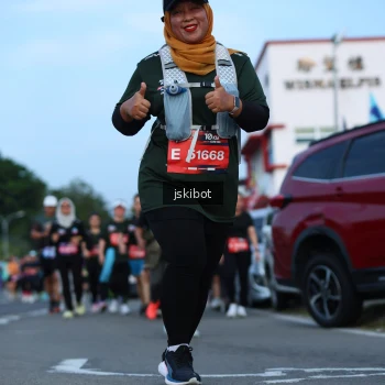 Runner Photo 3699944