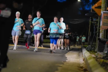 Runner Photo 3699965