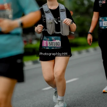 Runner Photo 3699975