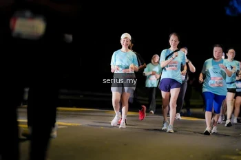 Runner Photo 3699980