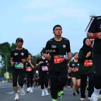 Runner Photo 3699983