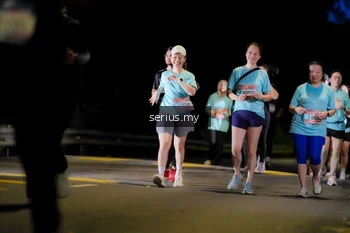 Runner Photo 3699992