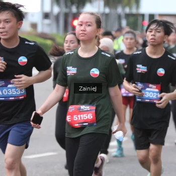 Runner Photo 3700002