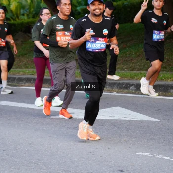 Runner Photo 3700005