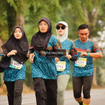 Runner Photo 3700027