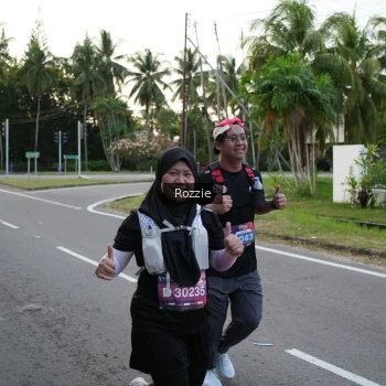 Runner Photo 3700031