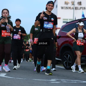 Runner Photo 3700040