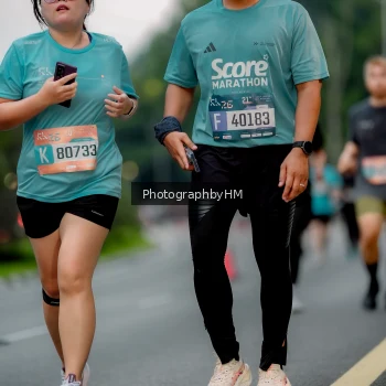 Runner Photo 3700057