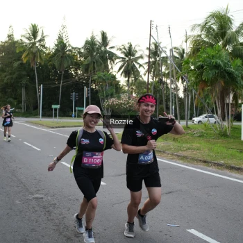 Runner Photo 3700088