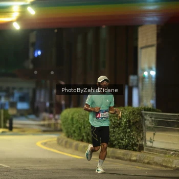 Runner Photo 3700094