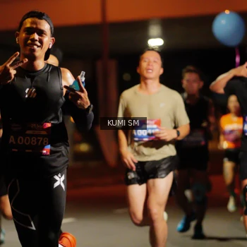 Runner Photo 3700096