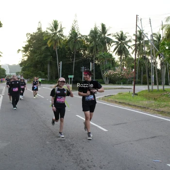 Runner Photo 3700138