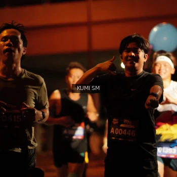 Runner Photo 3700149