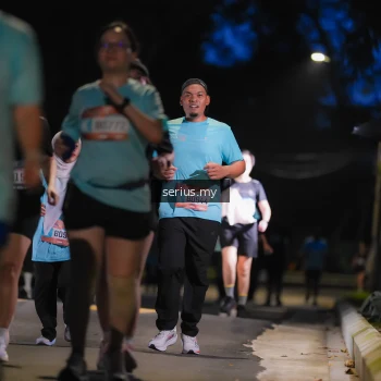 Runner Photo 3700154