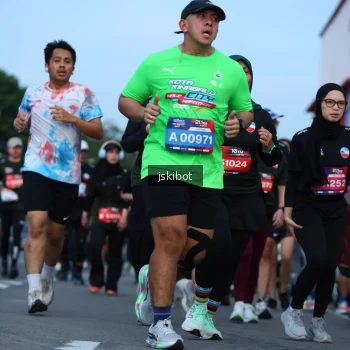 Runner Photo 3700155