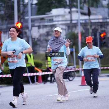Runner Photo 3700162