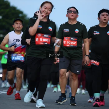 Runner Photo 3700222