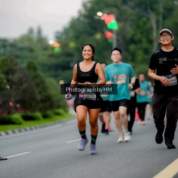 Runner Photo 3700269