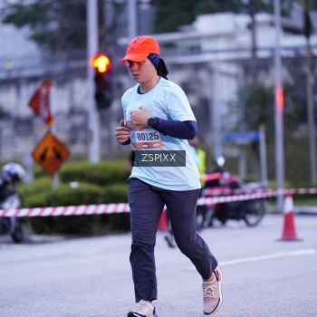 Runner Photo 3700271