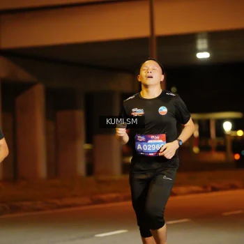Runner Photo 3700276