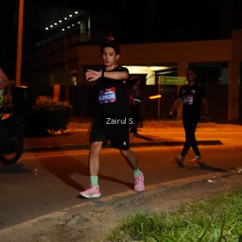 Runner Photo 3700297