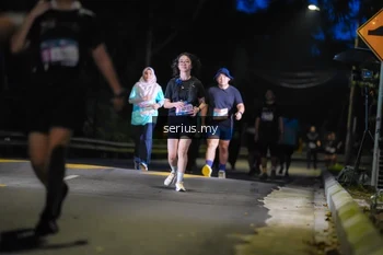 Runner Photo 3700308
