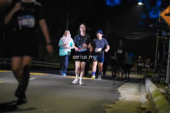 Runner Photo 3700317