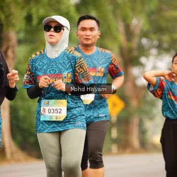Runner Photo 3700330