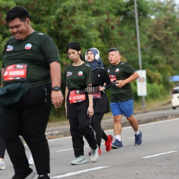 Runner Photo 3700345