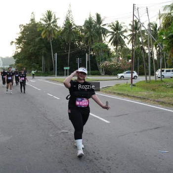 Runner Photo 3700355