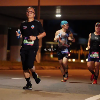 Runner Photo 3700359