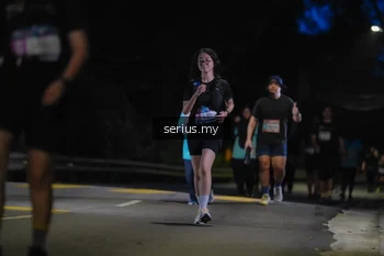 Runner Photo 3700373