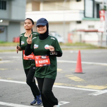 Runner Photo 3700381