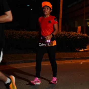 Runner Photo 3700383