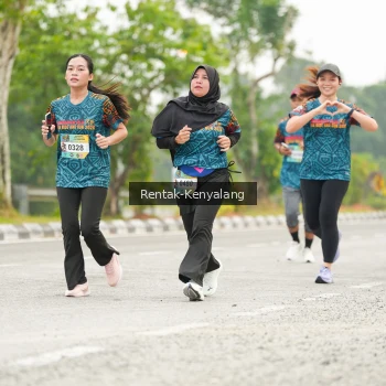 Runner Photo 3700384
