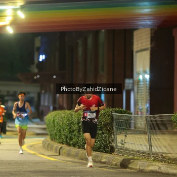 Runner Photo 3700420