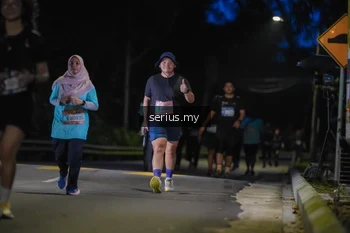 Runner Photo 3700425