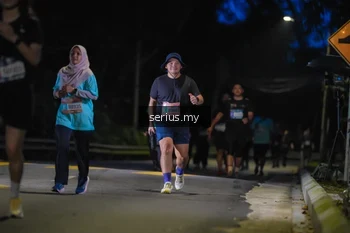 Runner Photo 3700434
