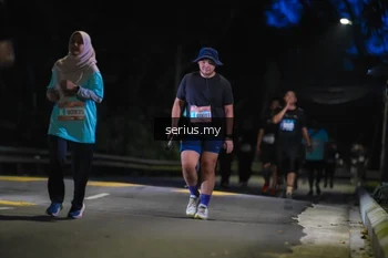Runner Photo 3700455